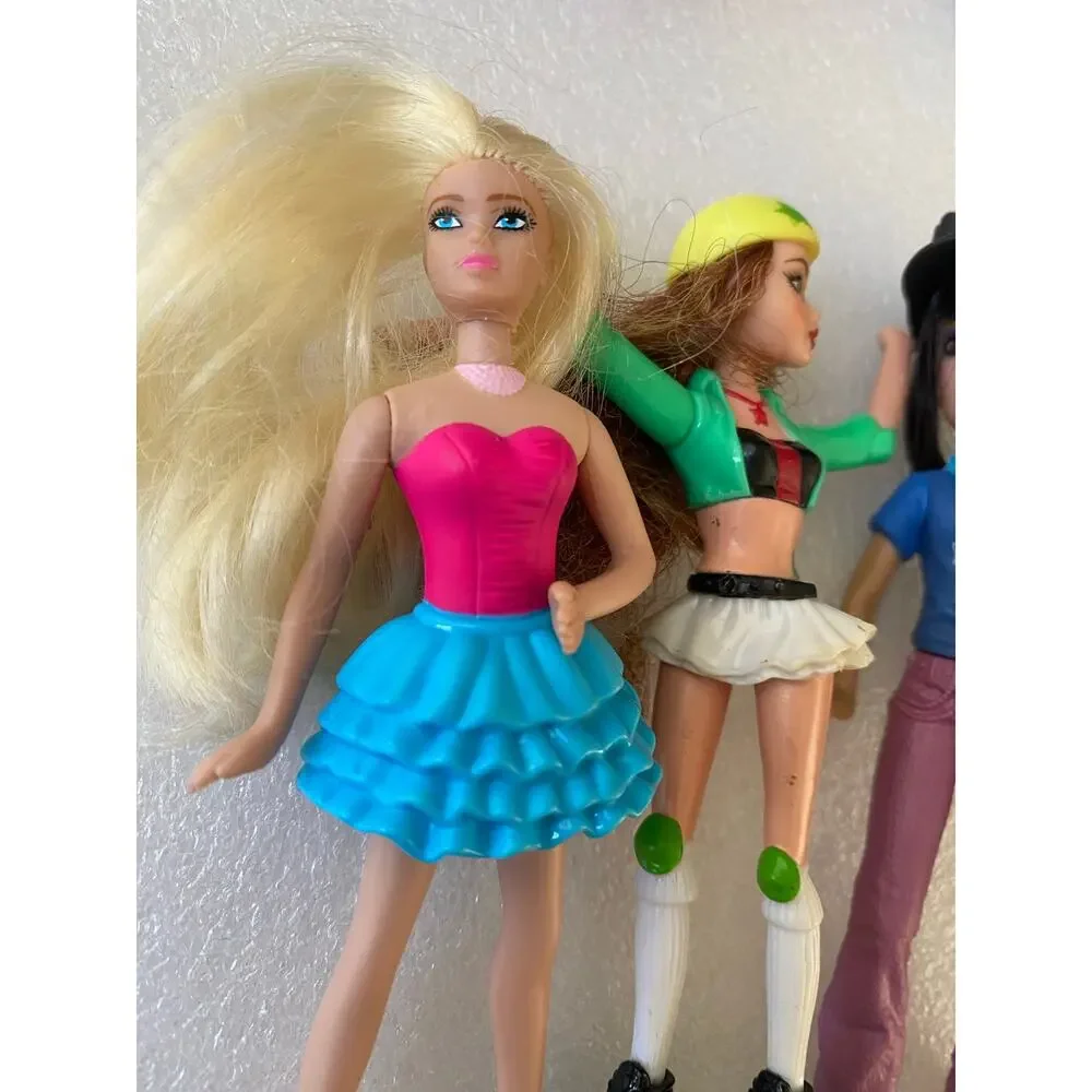 2007 Mattel Barbie McDonald's Happy Meal mini fashion and roller-skating figures
